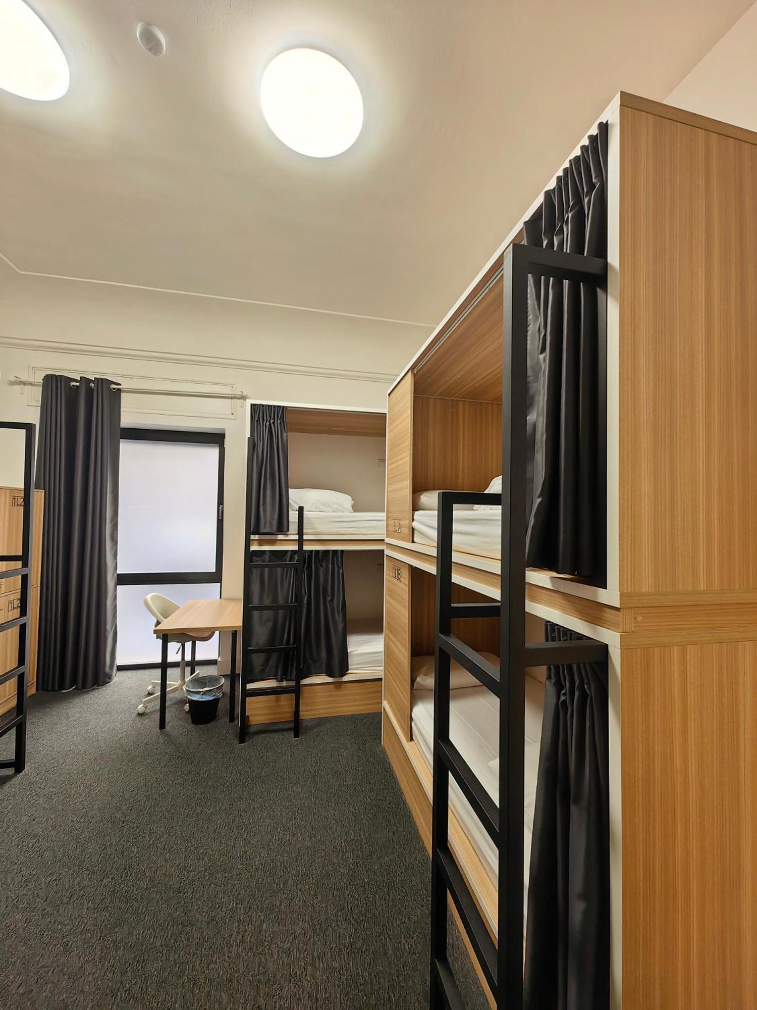 Bed in 8-Bed Mixed Dormitory Room,1506316597:JPEG